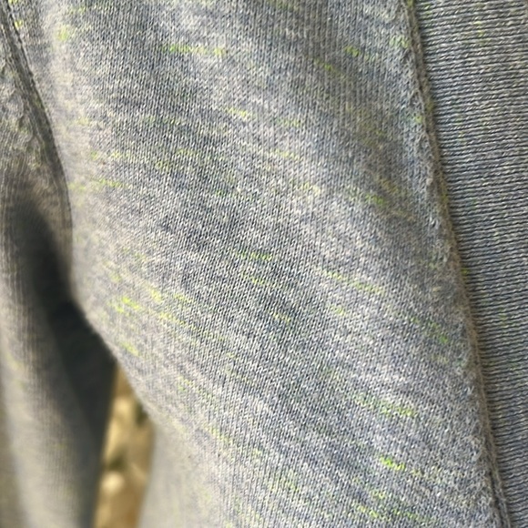 Cabi Billie Breeze Blue Green Cardigan Sweater.  Size XS - Picture 4 of 4